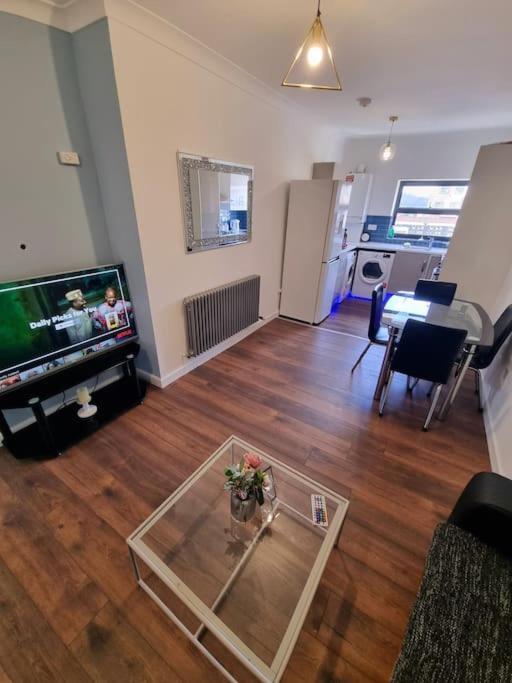 Beautiful Modern Apartment On Wick Lane Londres Exterior foto